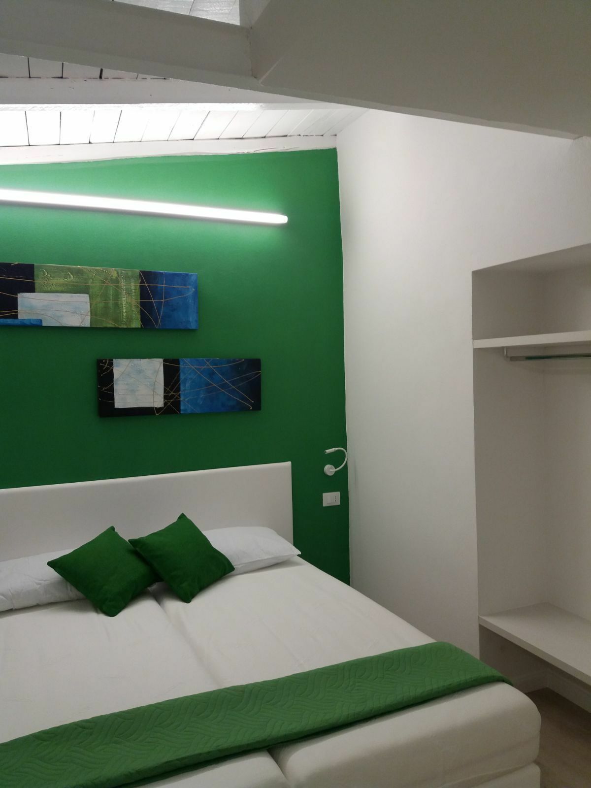 Suite Color Верона Экстерьер фото